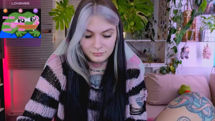 jelya_sg Cam Model Chat October 7, 2025