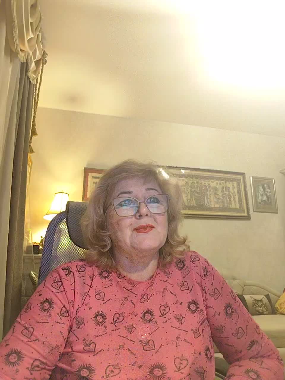 KarinkaSweet Cam Model Chat October 7, 2025