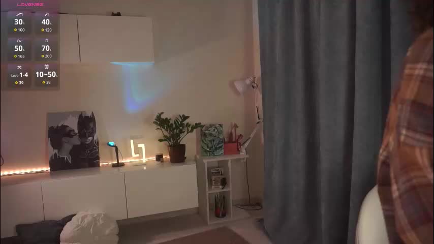 oneo_ Cam Model Chat October 8, 2025