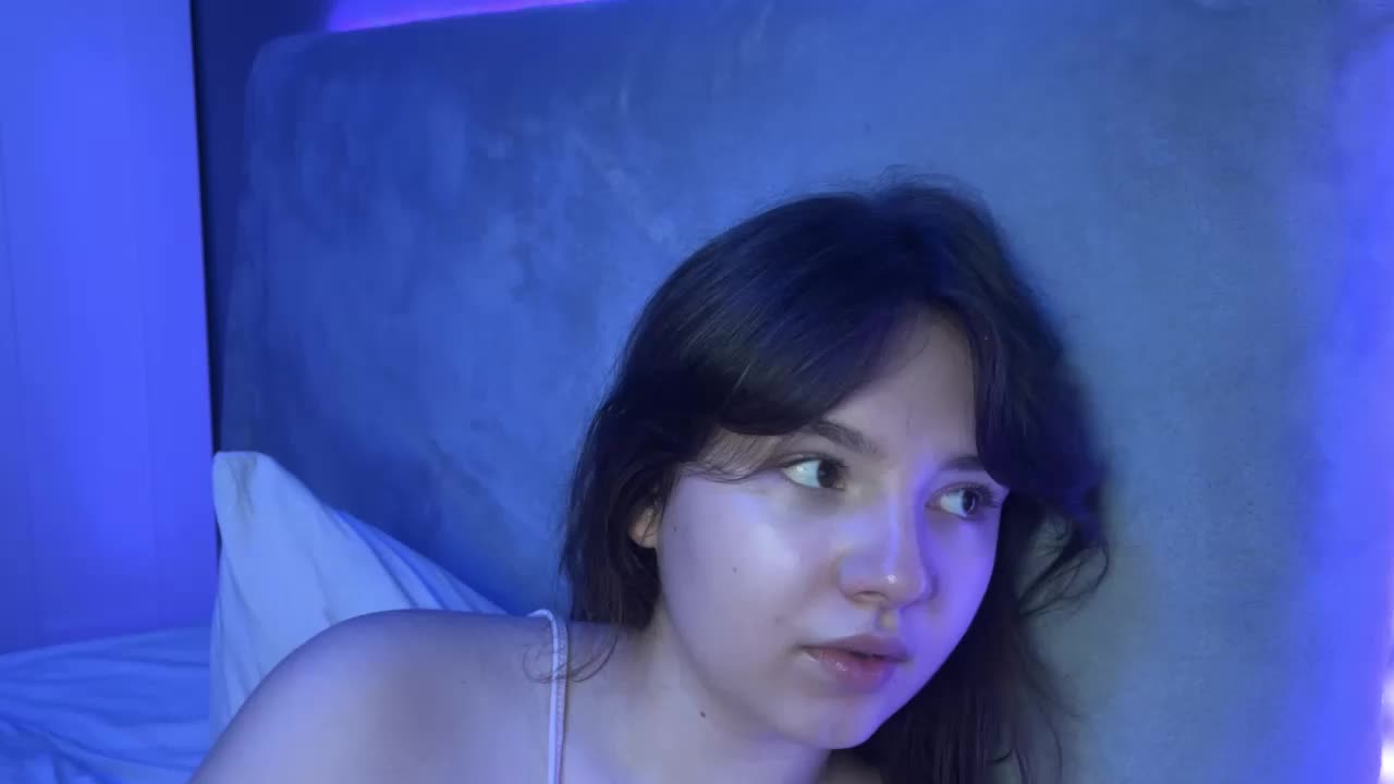 AlisaRichGold Cam Model Chat October 8, 2025