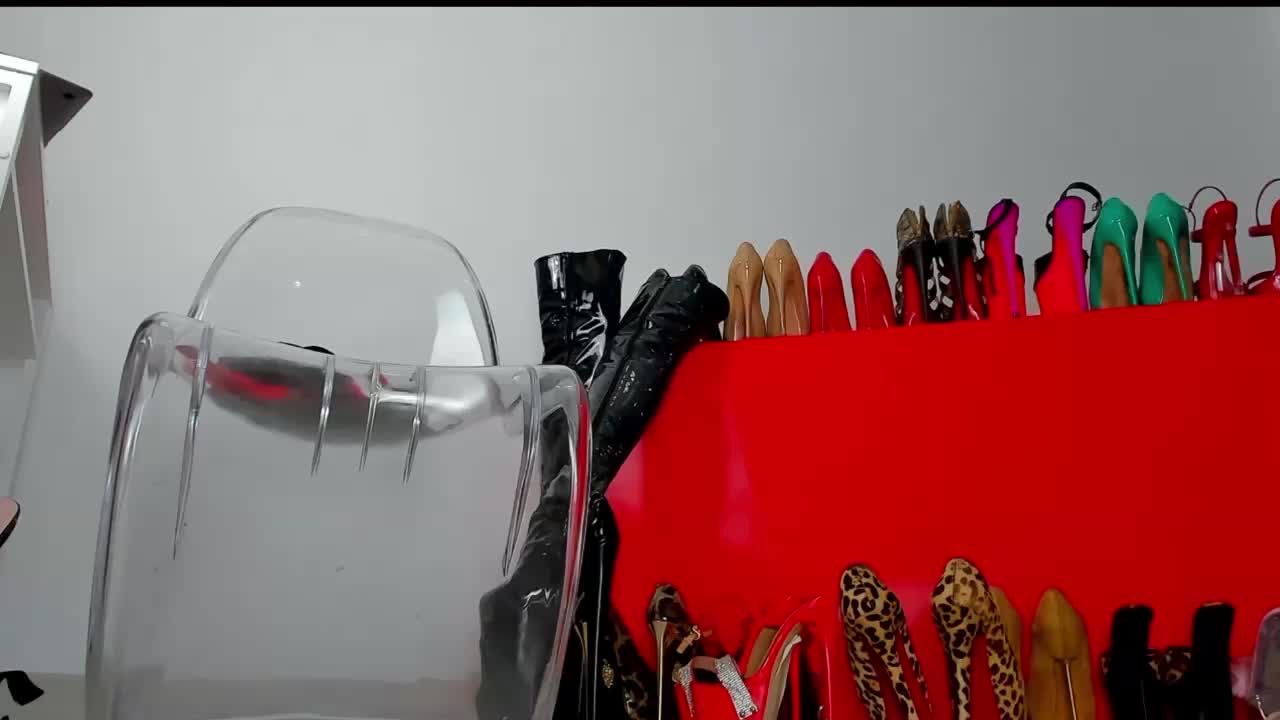 MistressK Cam Model Chat October 8, 2025