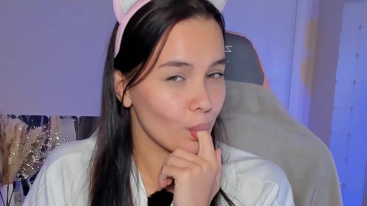 _Sweetie_ Cam Model Chat October 8, 2025