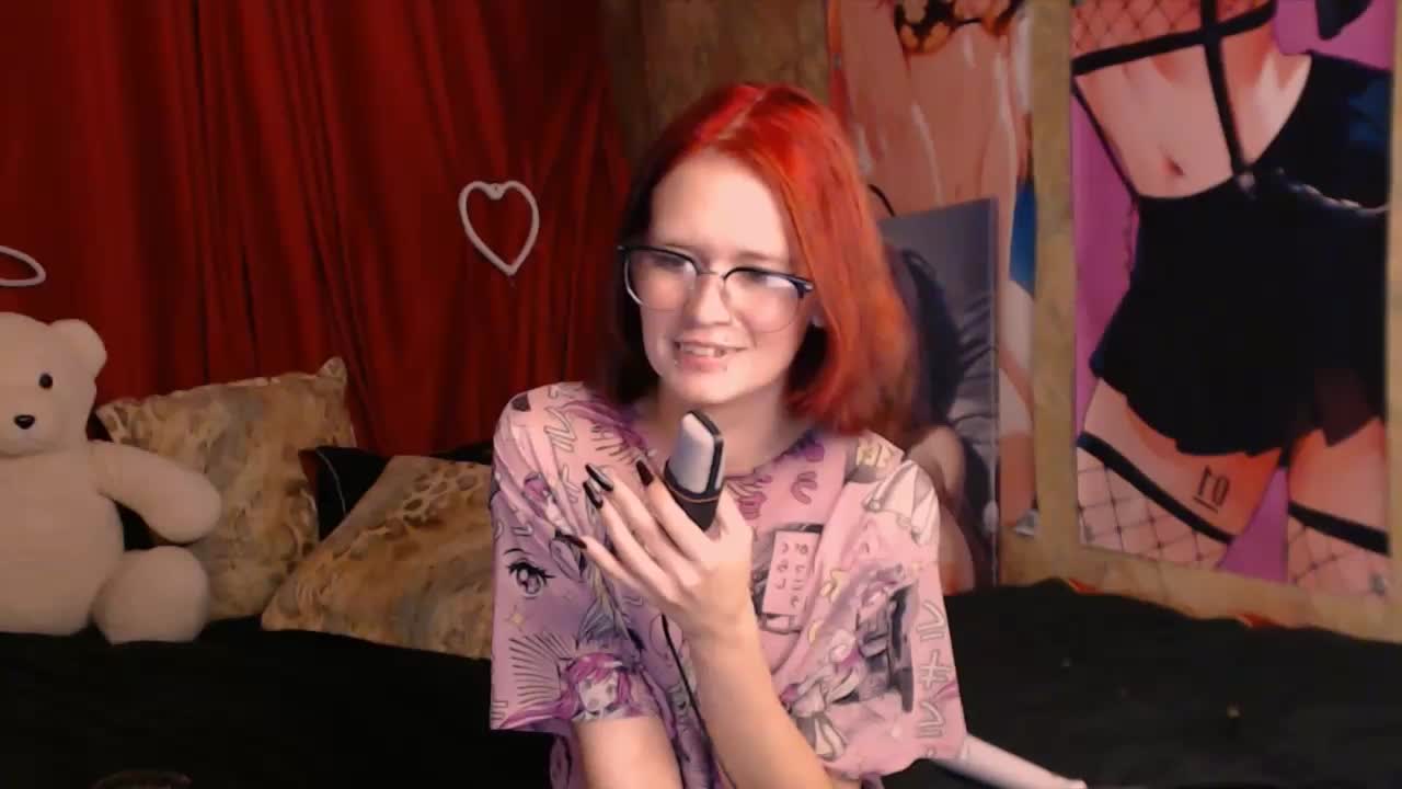 Velvet-and-Venom Cam Model Chat October 8, 2025