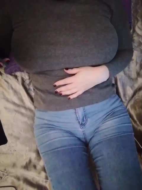 -Tiffany- Cam Model Chat October 8, 2025