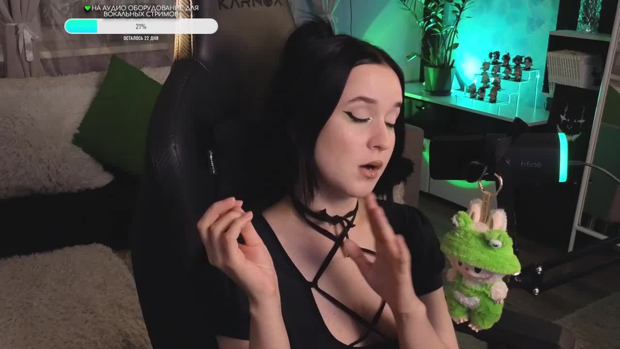 Kira_Li_Lime Cam Model Chat October 8, 2025