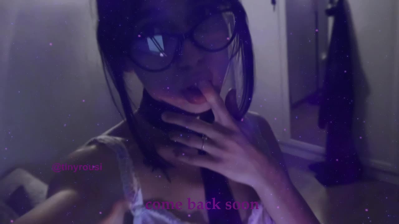 tiny_rousi Cam Model Chat October 8, 2025