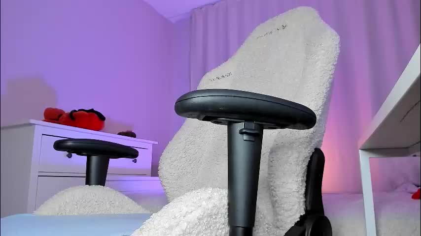pink_hell Cam Model Chat October 8, 2025