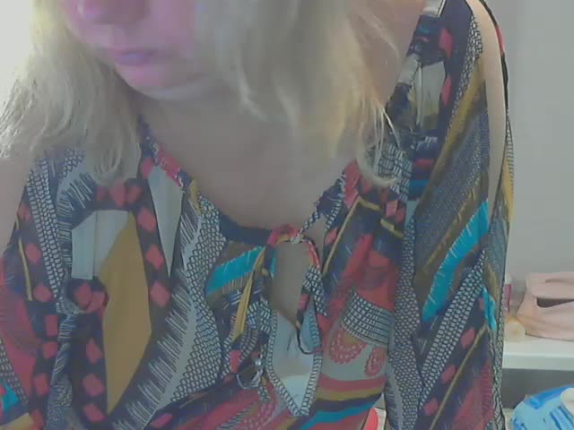 LucyAlexis Cam Model Chat October 8, 2025