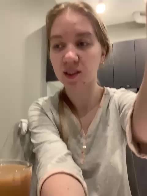 Vita-min-4ik Cam Model Chat October 8, 2025