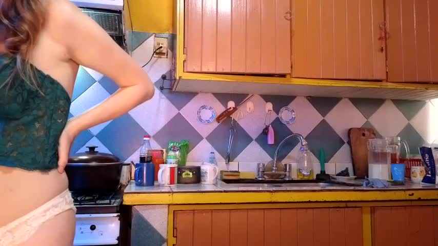 Jony_Marta Cam Model Chat October 8, 2025