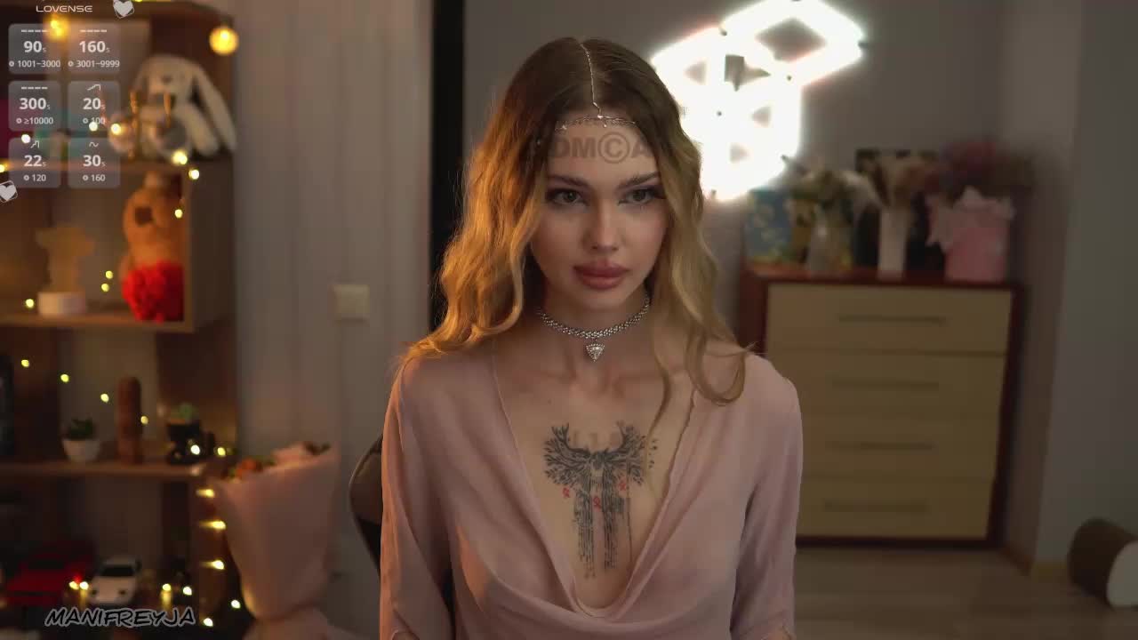 ManiFreyja Cam Model Chat October 8, 2025