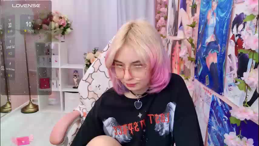 coconut_mia Cam Model Chat October 8, 2025