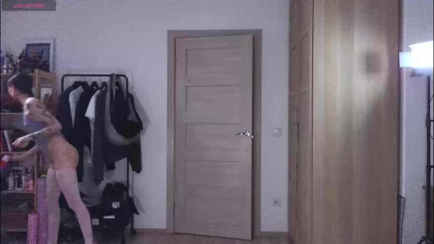 space_x_roxy Cam Model Chat October 8, 2025