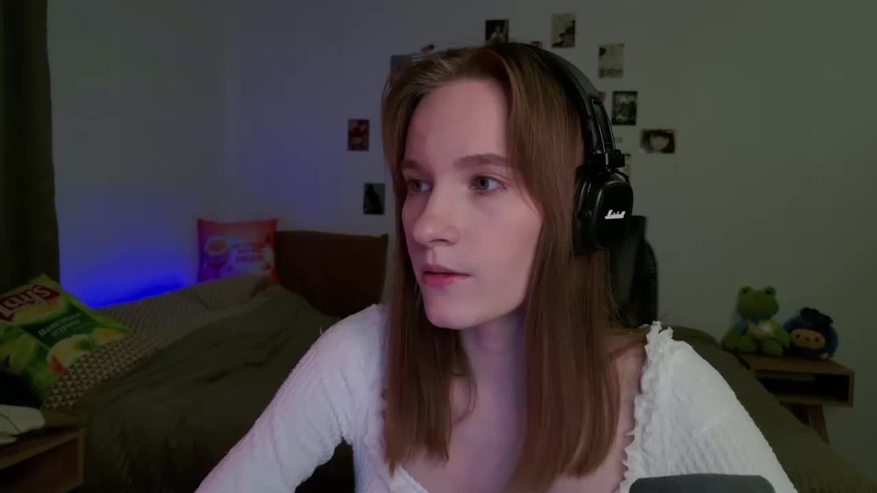 Zelilo Cam Model Chat October 8, 2025