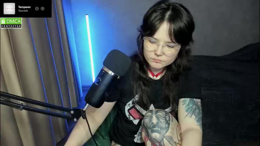 hell_hotline Cam Model Chat October 8, 2025