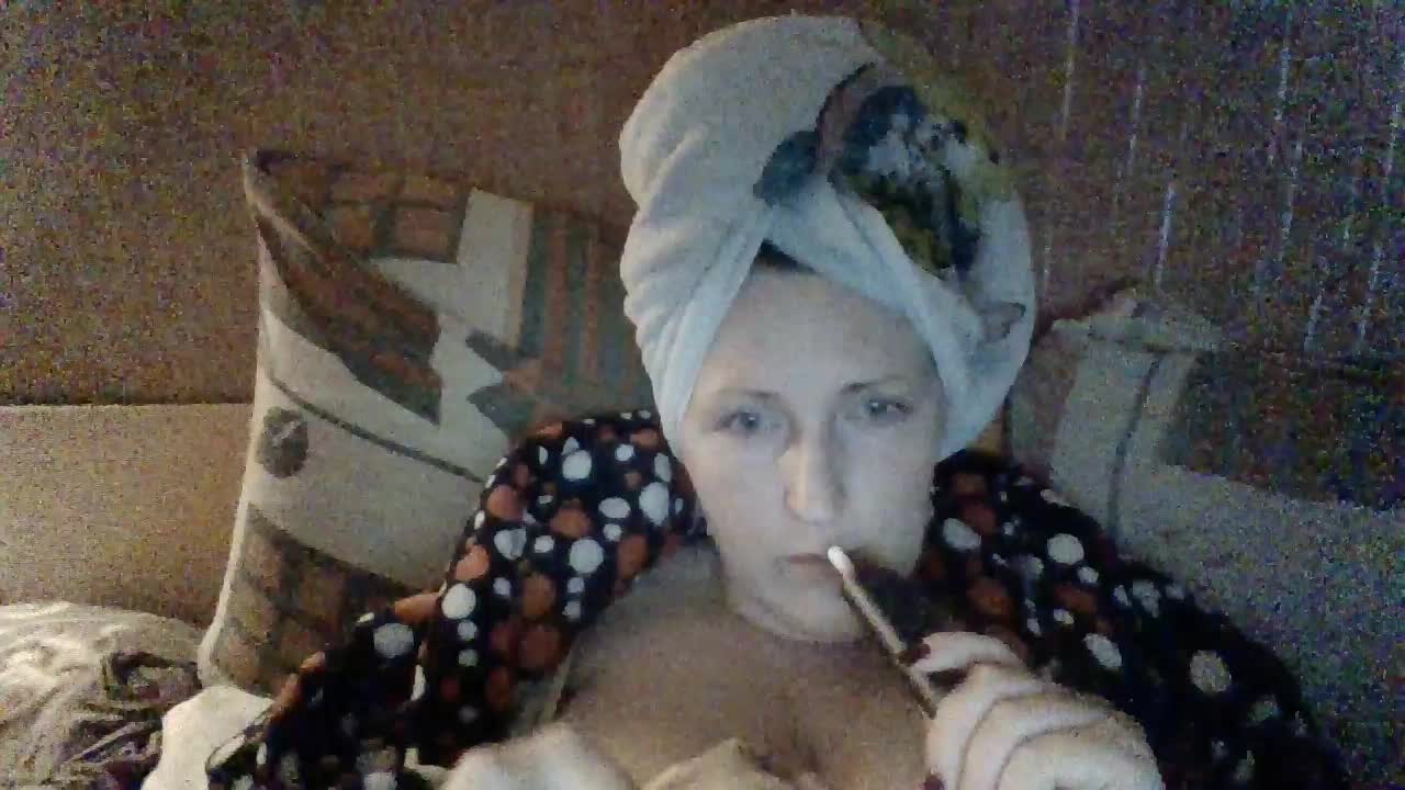 AllaSowinskaya Cam Model Chat October 8, 2025