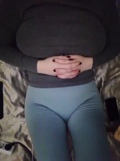 -Tiffany- Cam Model Chat October 8, 2025