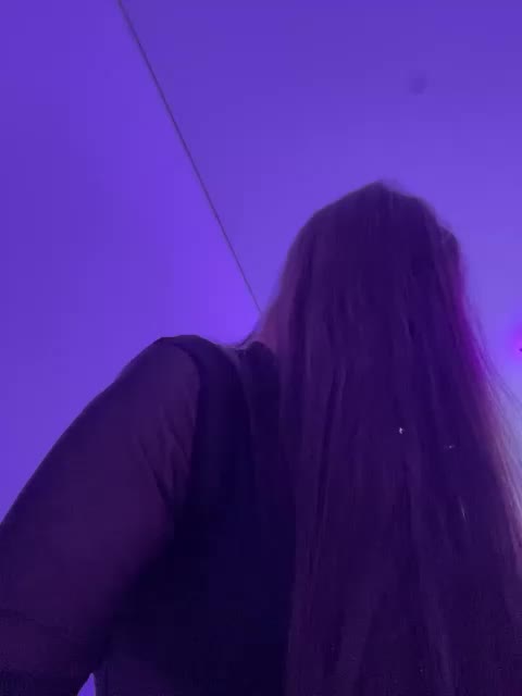 Potifays Cam Model Chat October 8, 2025