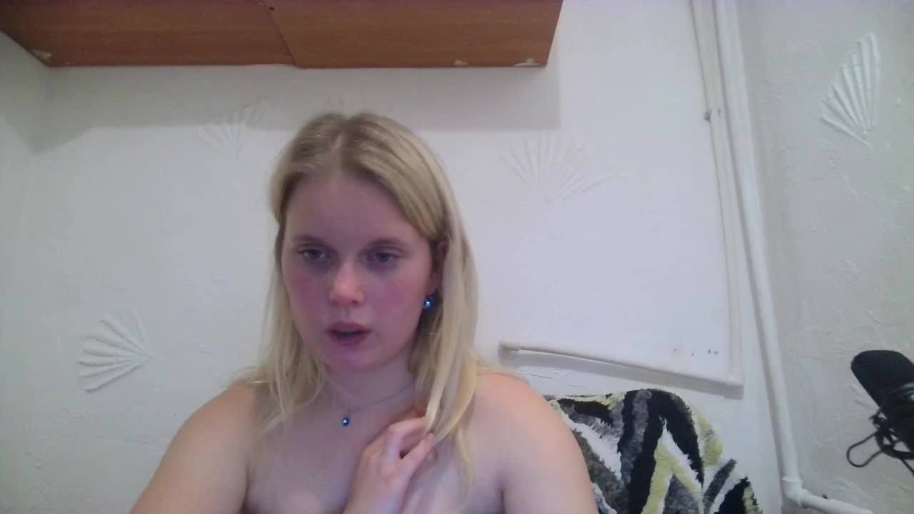 Pionchick Cam Model Chat October 8, 2025