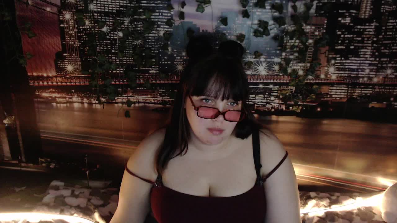 miss-kapriz-love Cam Model Chat October 8, 2025