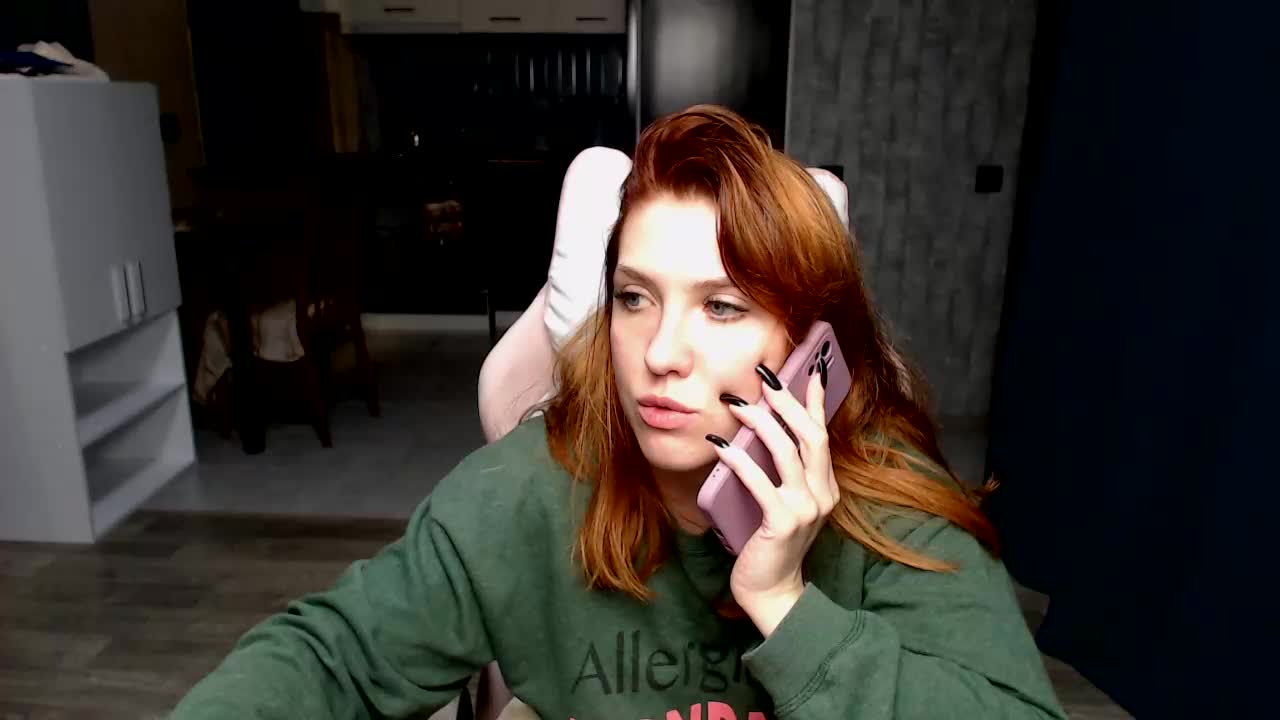 Regimasmile Cam Model Chat October 8, 2025