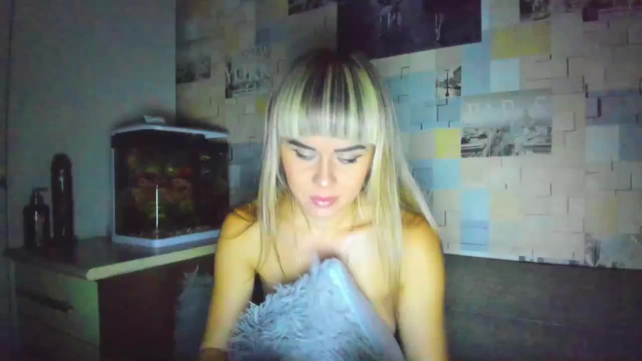 Vanilla_sexy Cam Model Chat October 8, 2025