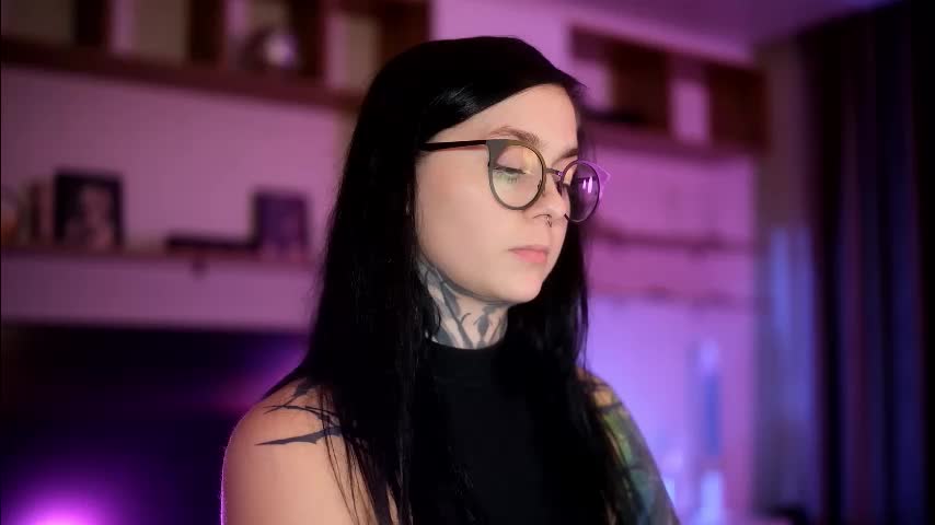 acid_pie Cam Model Chat October 8, 2025