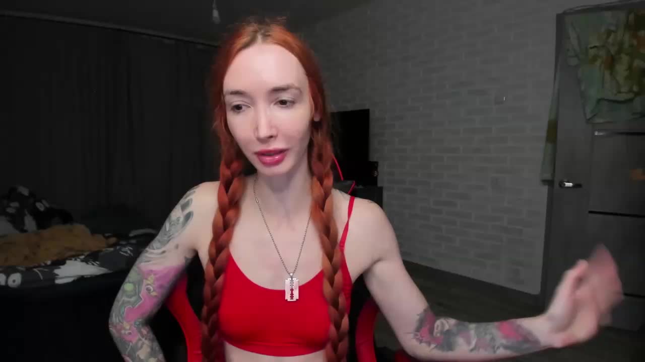 Roxy-Sun Cam Model Chat October 8, 2025