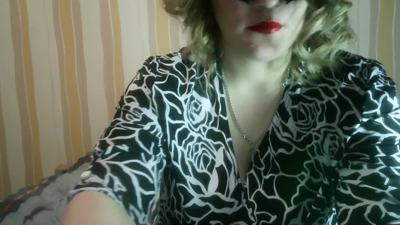 Sarah-Jane Cam Model Chat October 8, 2025