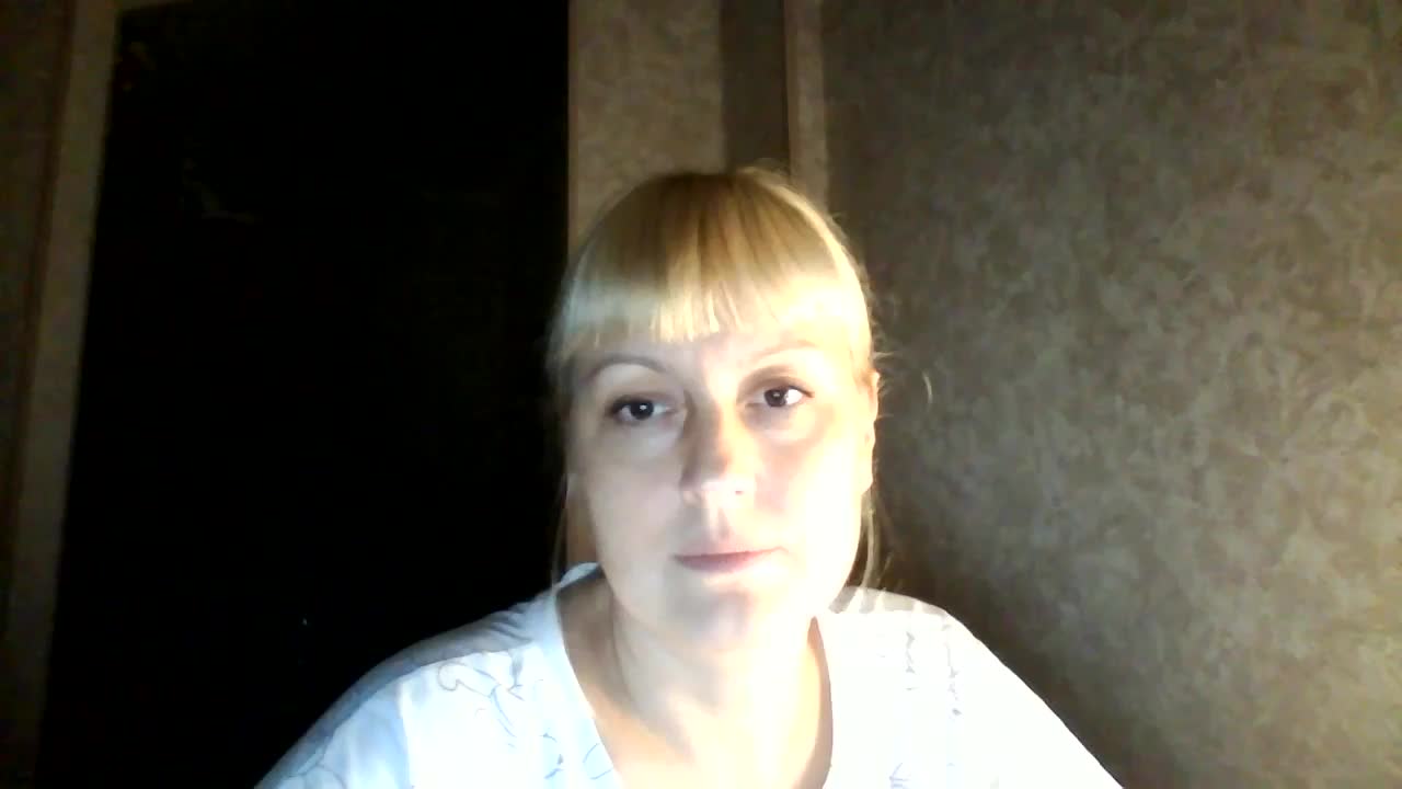 krisss2016 Cam Model Chat October 8, 2025