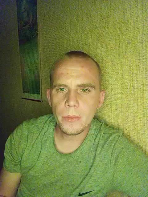 Maxxxxx7778 Cam Model Chat October 8, 2025