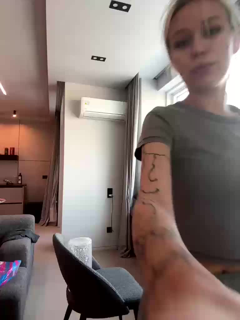 verdiiii Cam Model Chat October 8, 2025