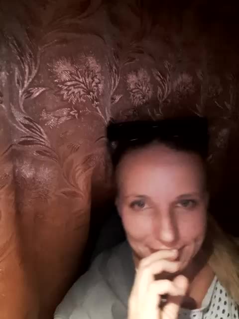 -nelya- Cam Model Chat October 8, 2025