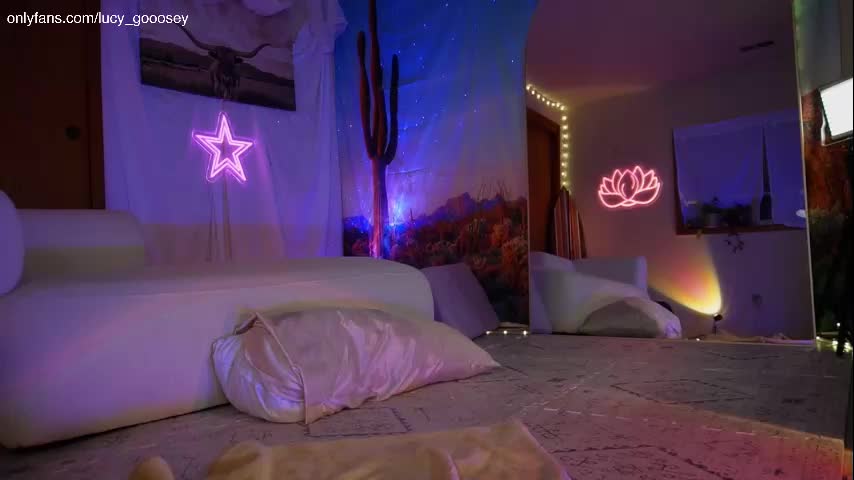 lucy_gooosey Cam Model Chat October 8, 2025