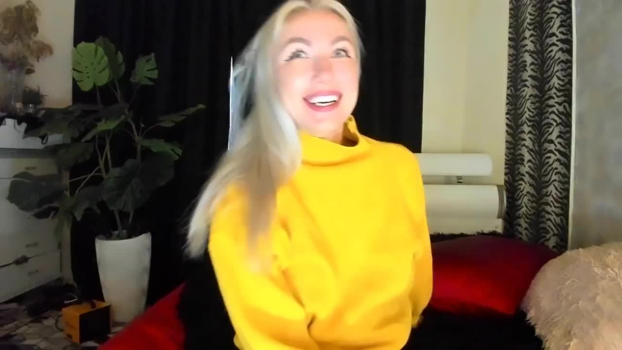 OMG_WTF Cam Model Chat October 8, 2025