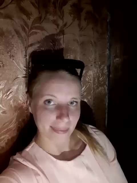 -nelya- Cam Model Chat October 8, 2025