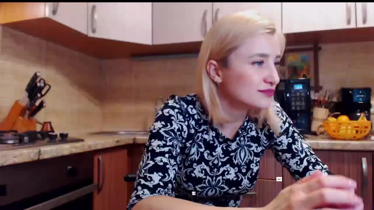 Ale4kaxx Cam Model Chat October 8, 2025