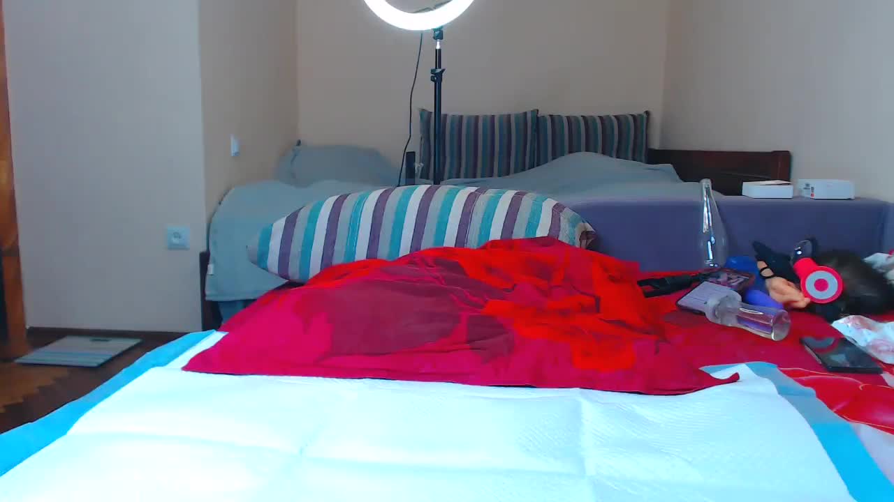 ANALQUEEN555 Cam Model Chat October 8, 2025