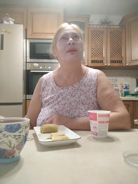 MonaMonako Cam Model Chat October 8, 2025