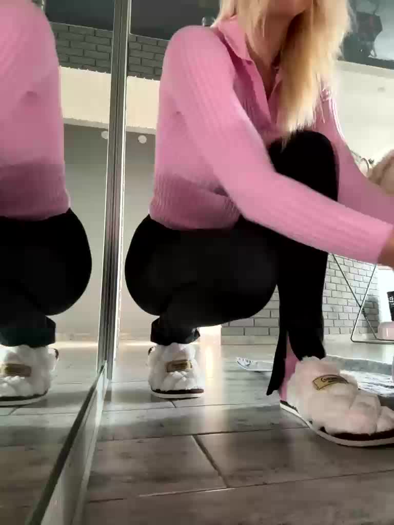 AlisaSecret Cam Model Chat October 8, 2025