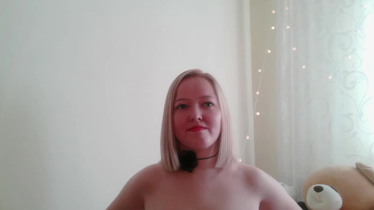 -Sweet-smile- Cam Model Chat October 8, 2025
