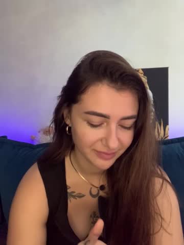 WILDGIRL Cam Model Chat October 8, 2025