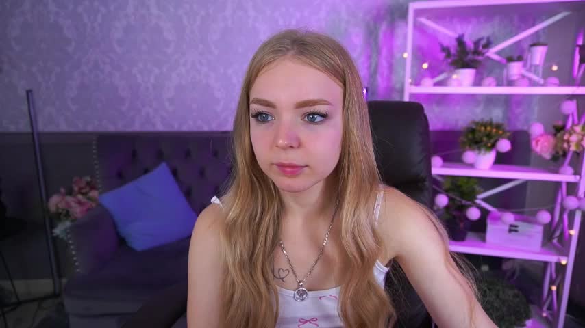 EmilySunshineS Cam Model Chat October 8, 2025