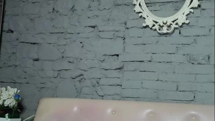 vixvixenn Cam Model Chat October 8, 2025