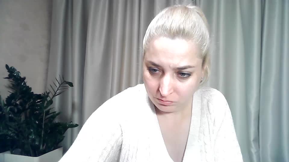 KickaIricka Cam Model Chat October 8, 2025