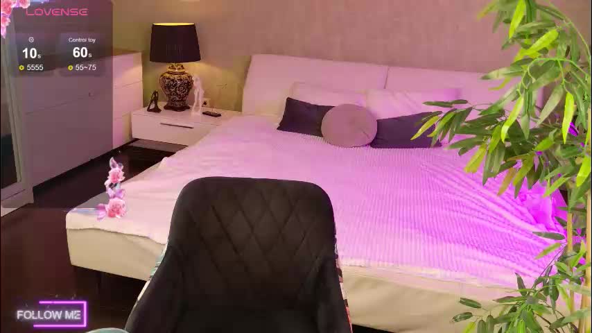 okii_vibes Cam Model Chat October 8, 2025