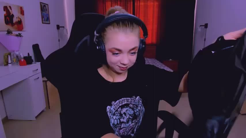 littleSiyfairy Cam Model Chat October 8, 2025