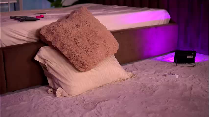 kaylabray Cam Model Chat October 8, 2025