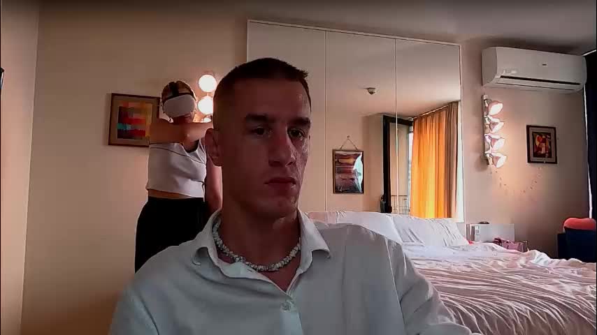 axl_fx Cam Model Chat October 8, 2025