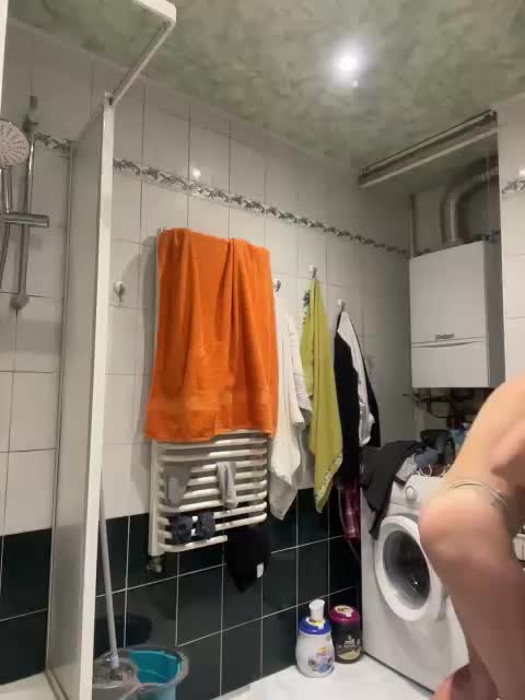 Milana22a Cam Model Chat October 8, 2025